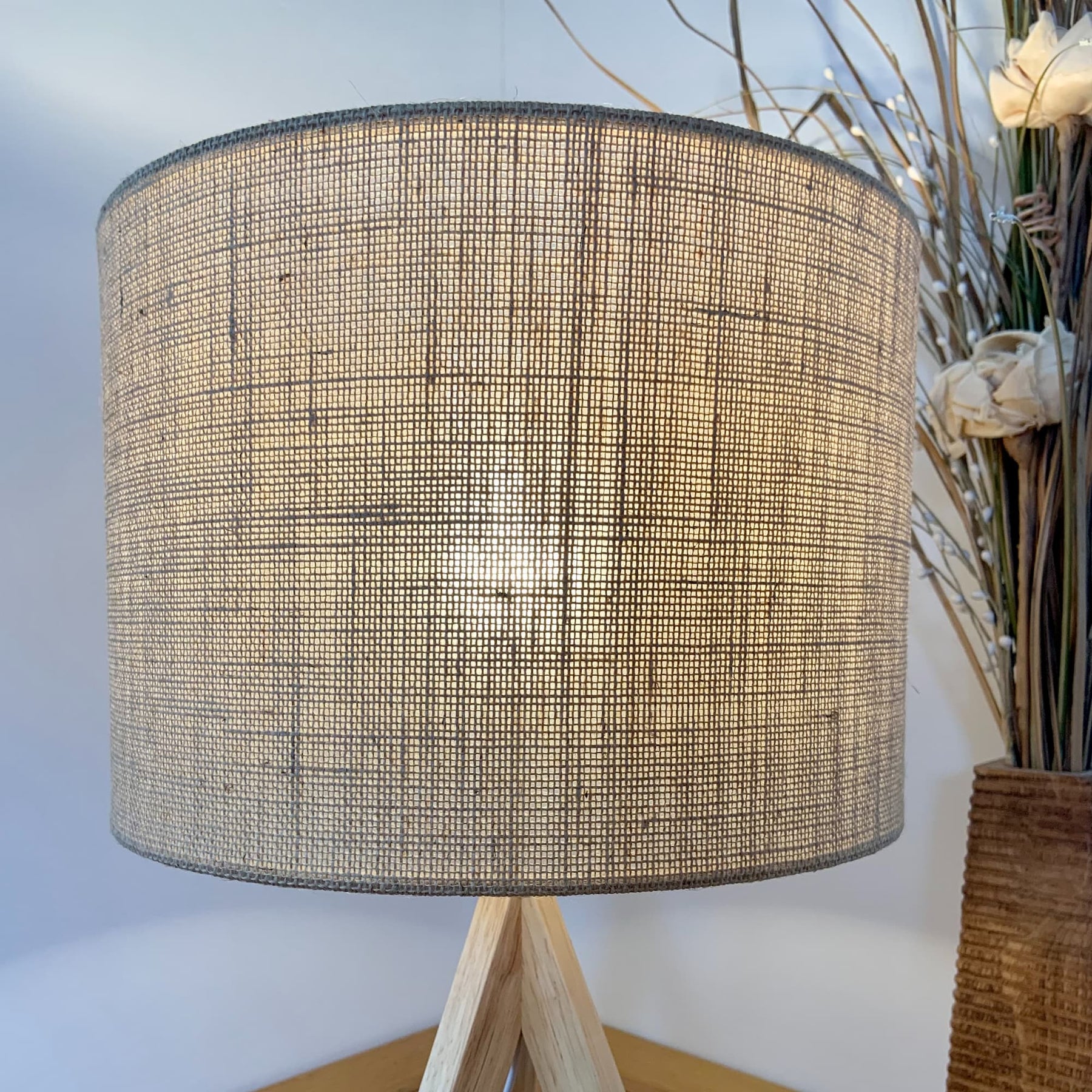 Brentwood burlap deals drum lamp shade